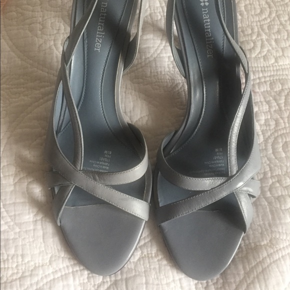 Naturalizer beautiful light blue sandals NWT - Picture 1 of 13